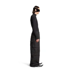 Women's Cut-up Cargo Pants in Black