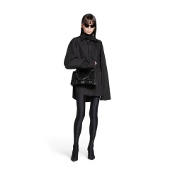 Women's Hourglass Hinge Medium Handbag Crocodile Embossed in Black