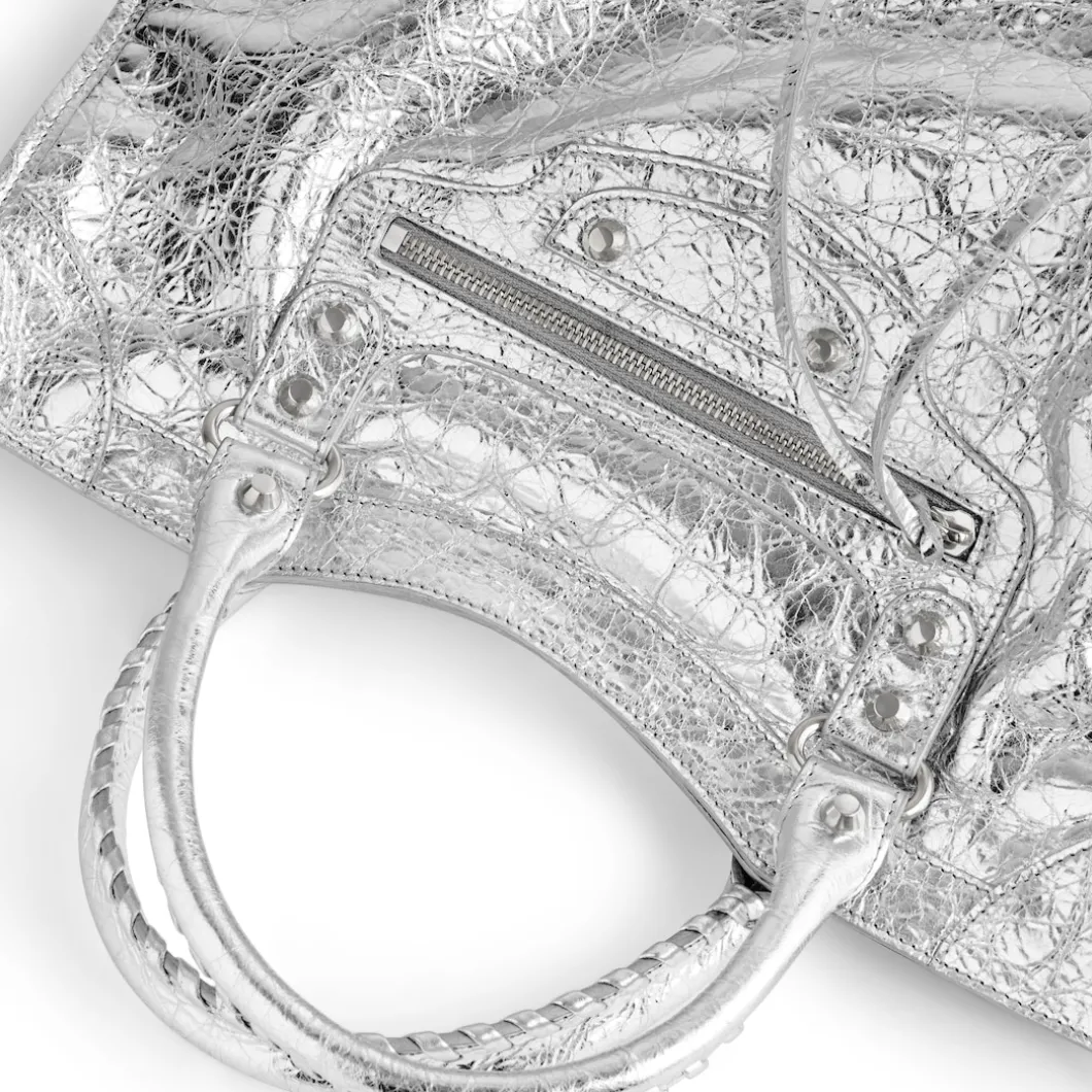 Women's Le City Medium Bag Metallized in Silver