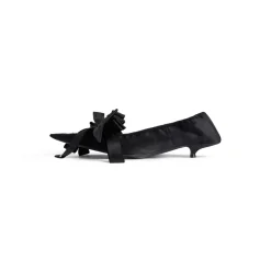 Women's Louis Xv 25mm Pump in Black