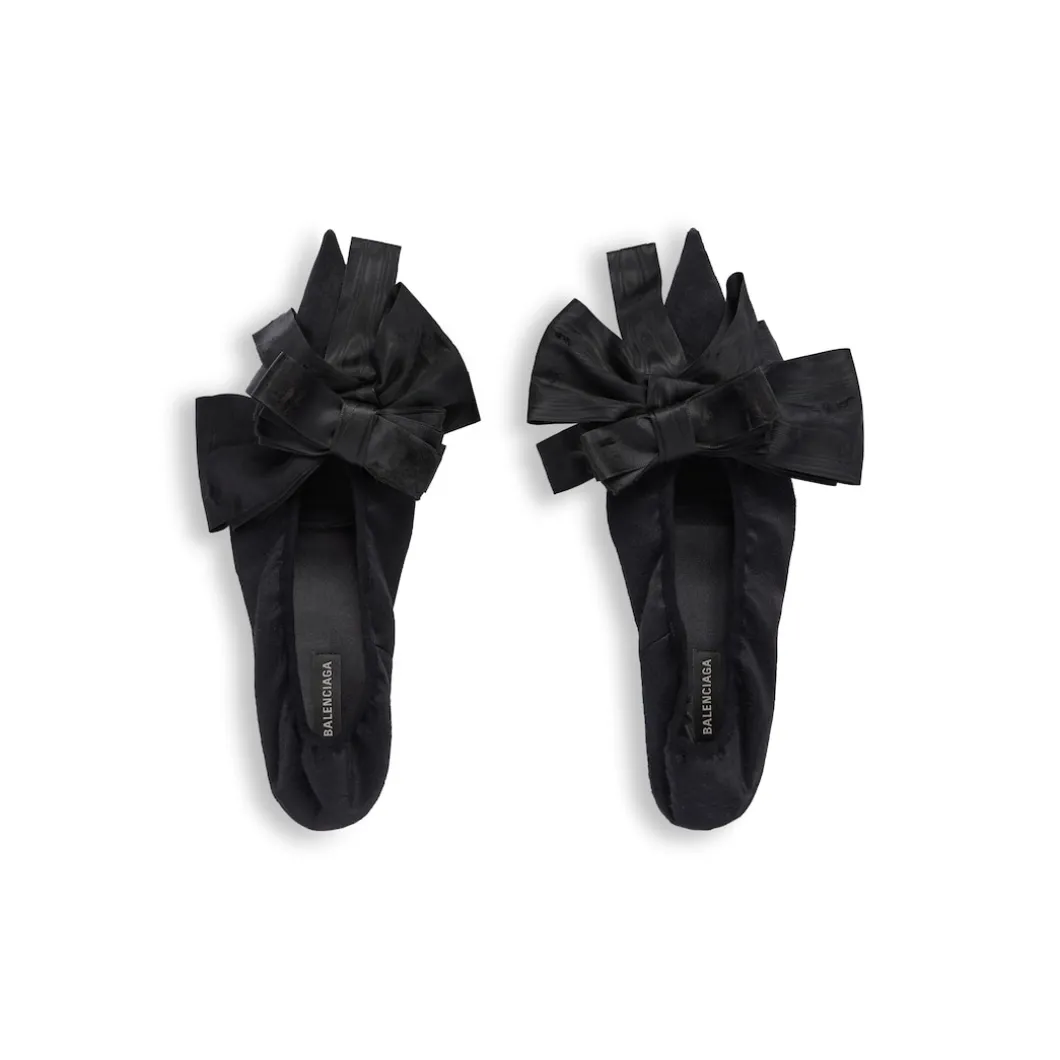 Women's Louis Xv 25mm Pump in Black