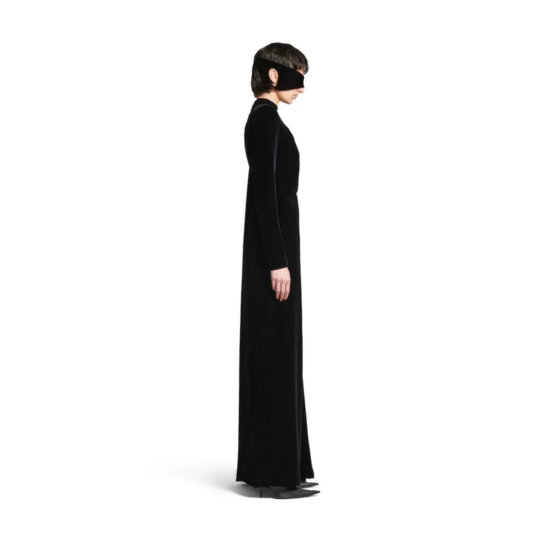 Women's Maxi Sleeve Gown in Black