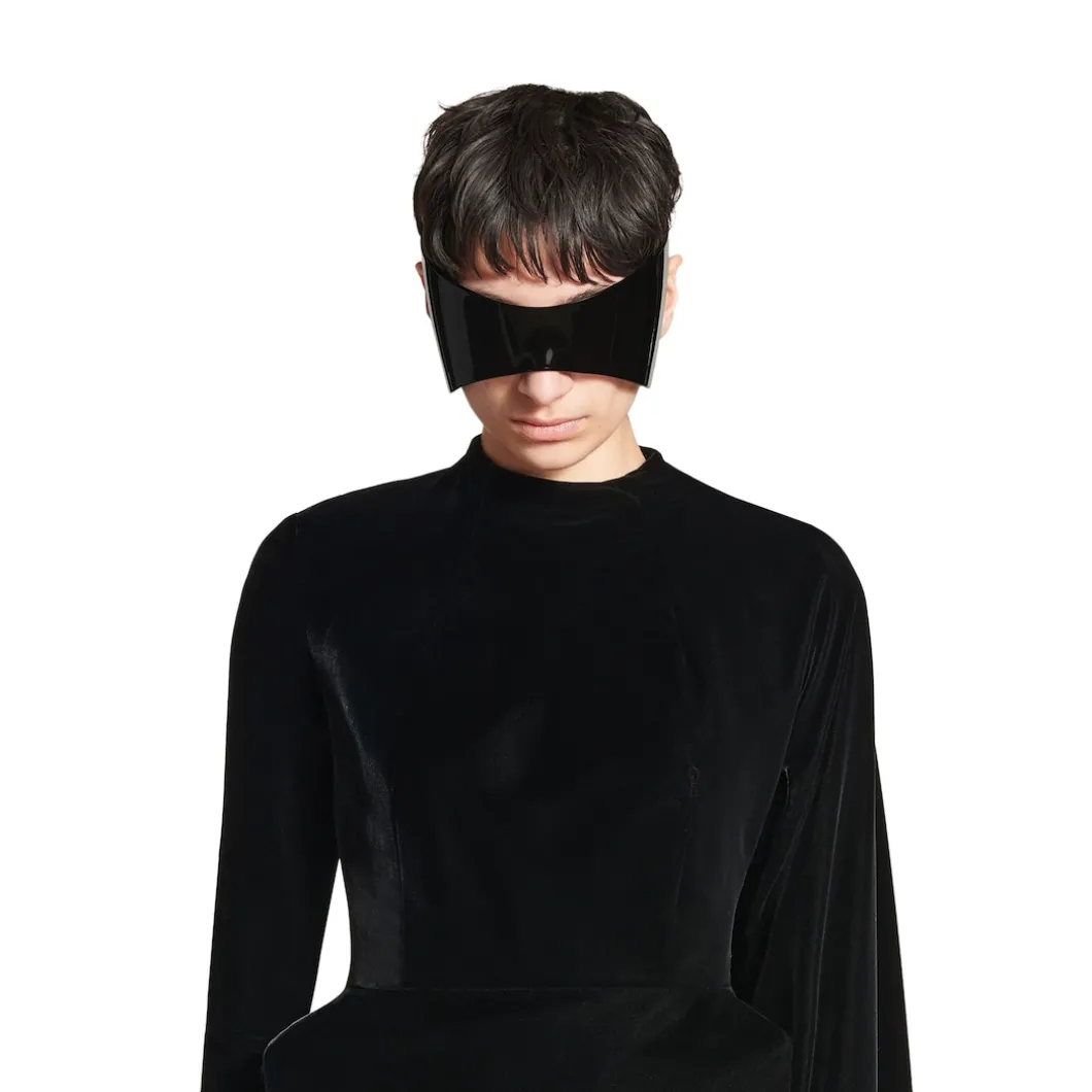 Women's Maxi Sleeve Gown in Black