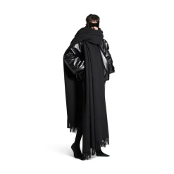 Women's Oversized Scarf in Black