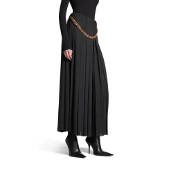 Women's Pleated Skirt in Black