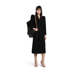 Women's Round Shoulder Fitted Coat in Black