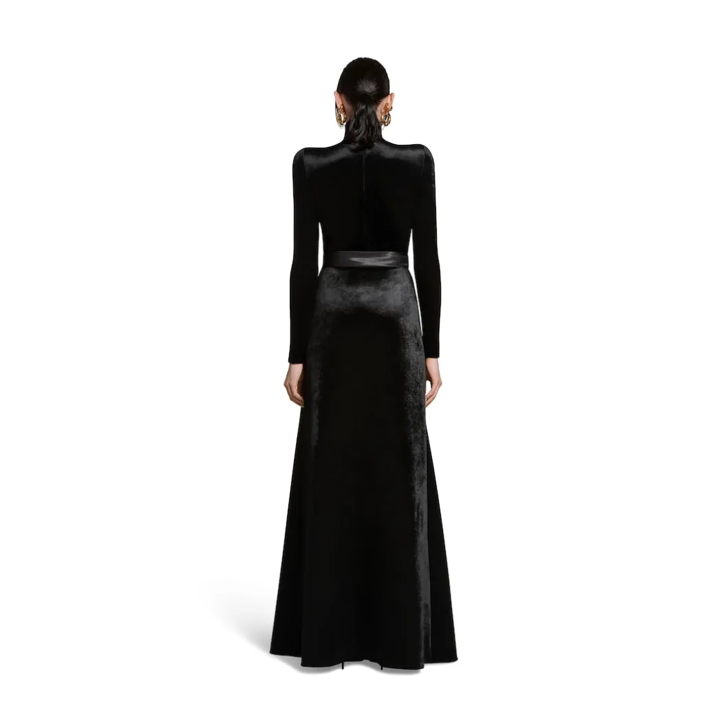 Women's Round Shoulder Turtleneck in Black