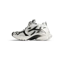 Women's Runner Gradient Sneaker in White/black