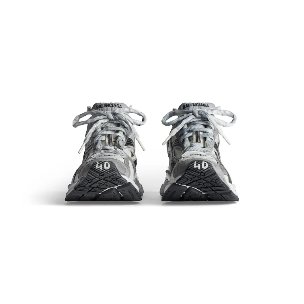 Women's Runner Sneaker in Grey