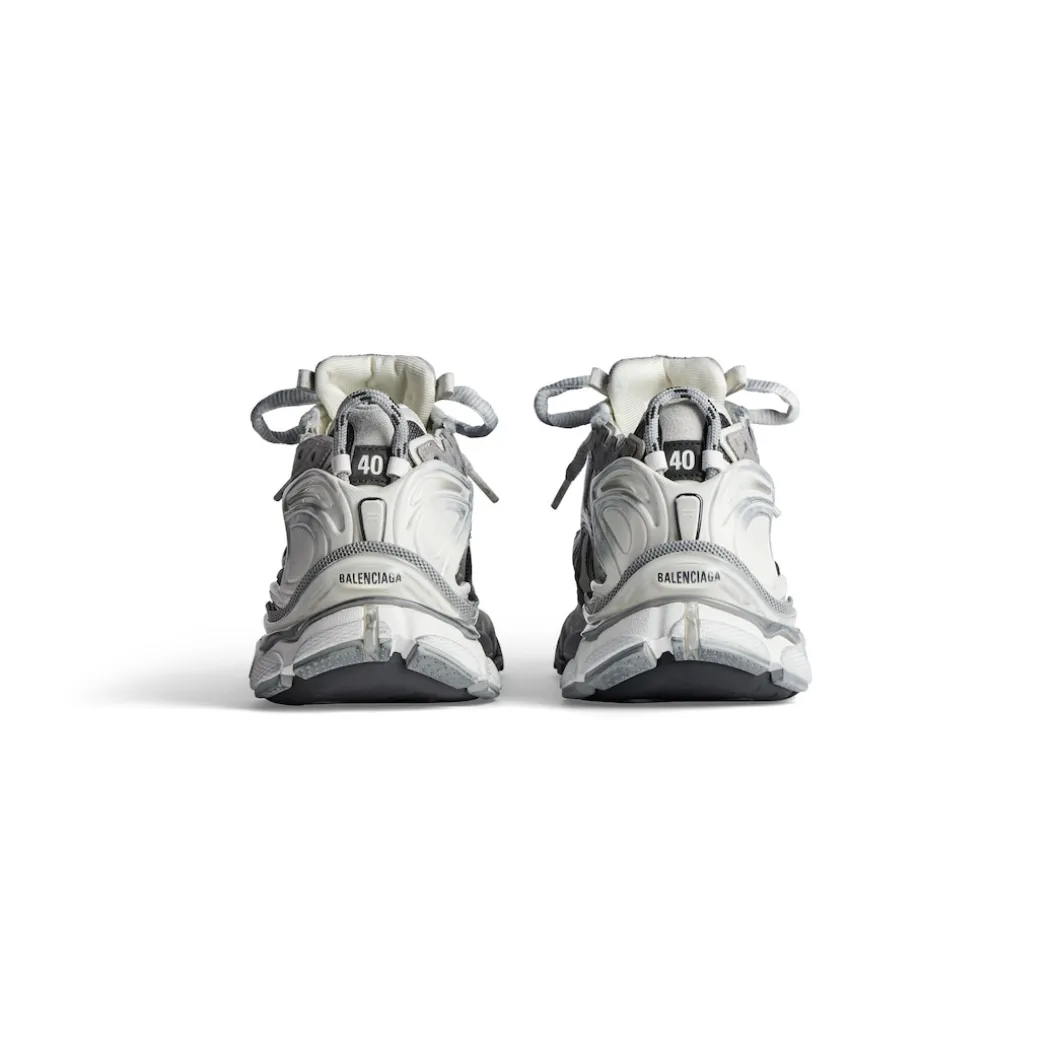 Women's Runner Sneaker in Grey