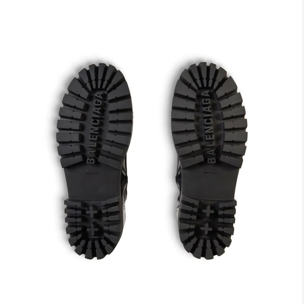 Women's Strike 20mm Boot in Black