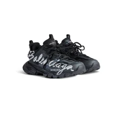 Women's Track Signature Sneaker in Black/white