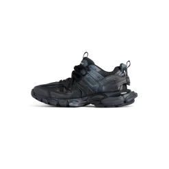 Women's Track Signature Sneaker in Black/white
