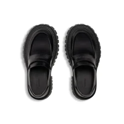 Women's Tractor Loafer in Black