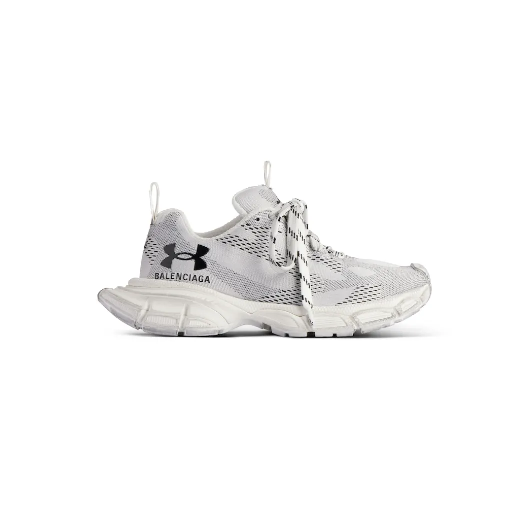 Women's Under Armour® 3xl Knit Sneaker in White/black