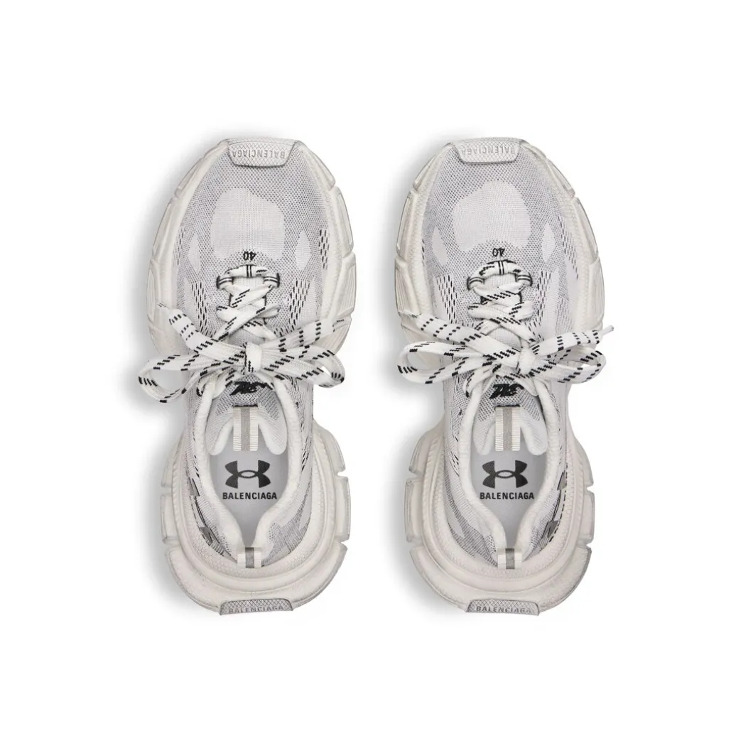 Women's Under Armour® 3xl Knit Sneaker in White/black
