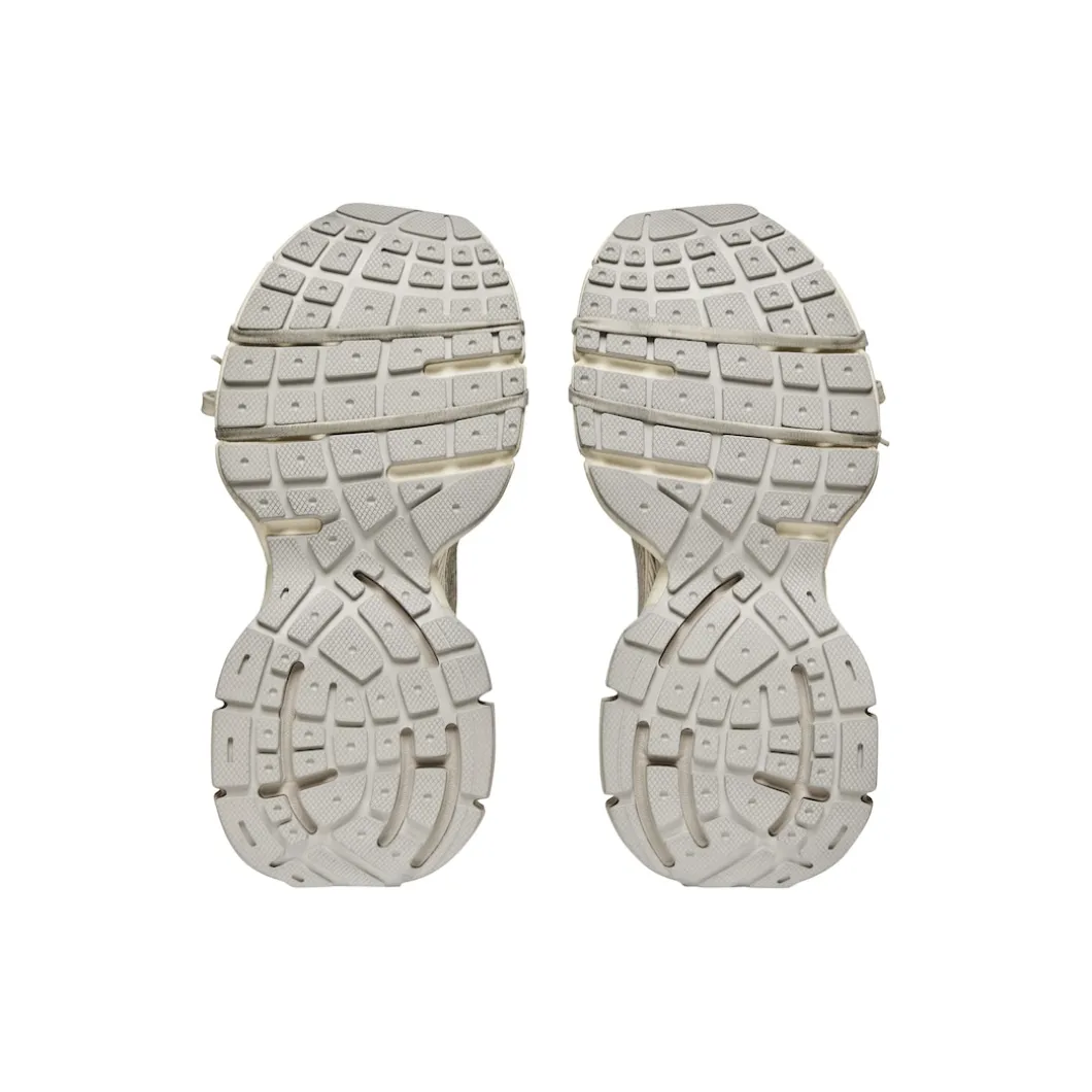 Women's 3xl Sneaker in Off White