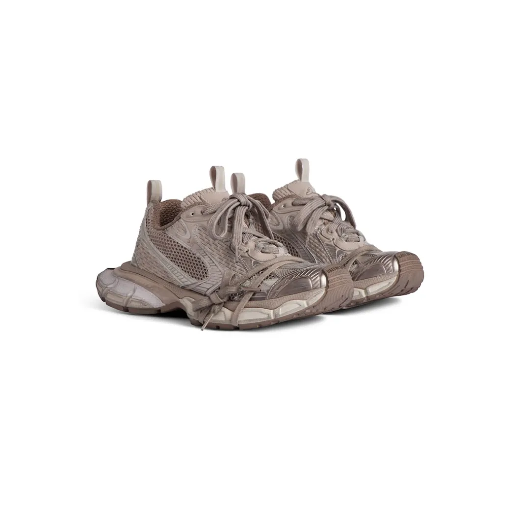 Women's 3xl Sneaker in Taupe