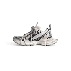 Women's 3xl Sneaker in White/black