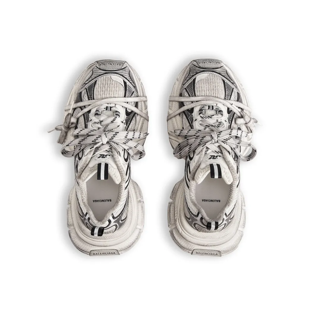 Women's 3xl Sneaker in White/black